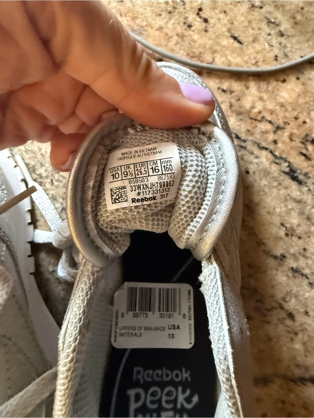 Kids Reebok Sparkle Athletic Sneakers - Light Silver. NWT . Size 10 - Picture 4 of 5